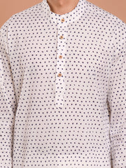 AAHELI WHITE HAND BLOCK PRINTED KURTA-PANT SET