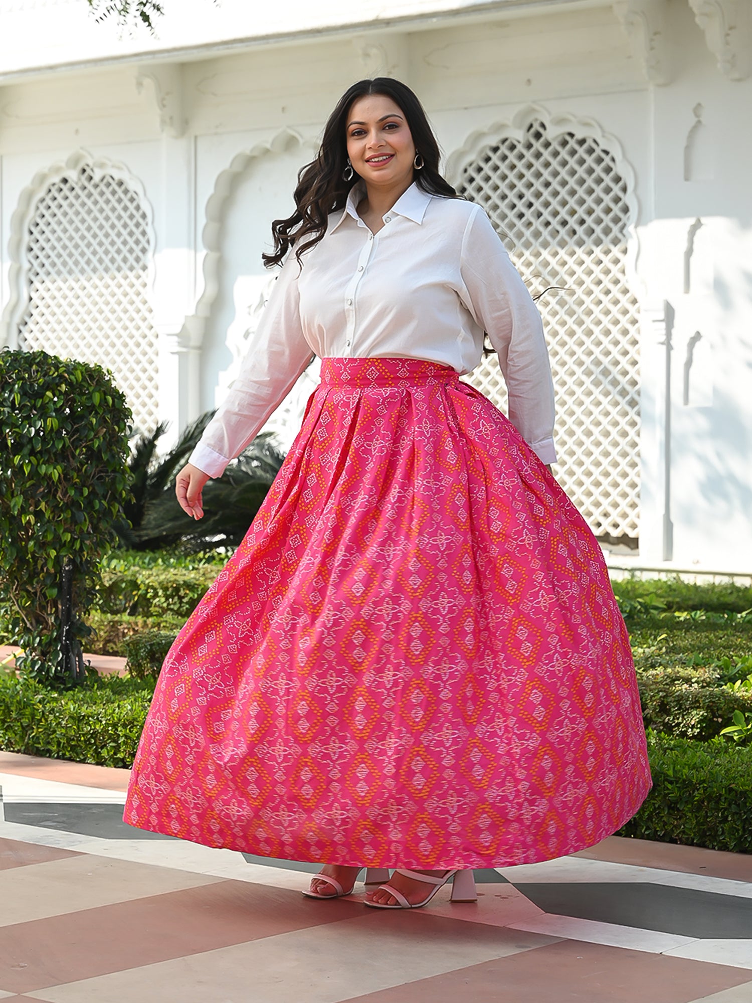 Long skirt with white shirt online